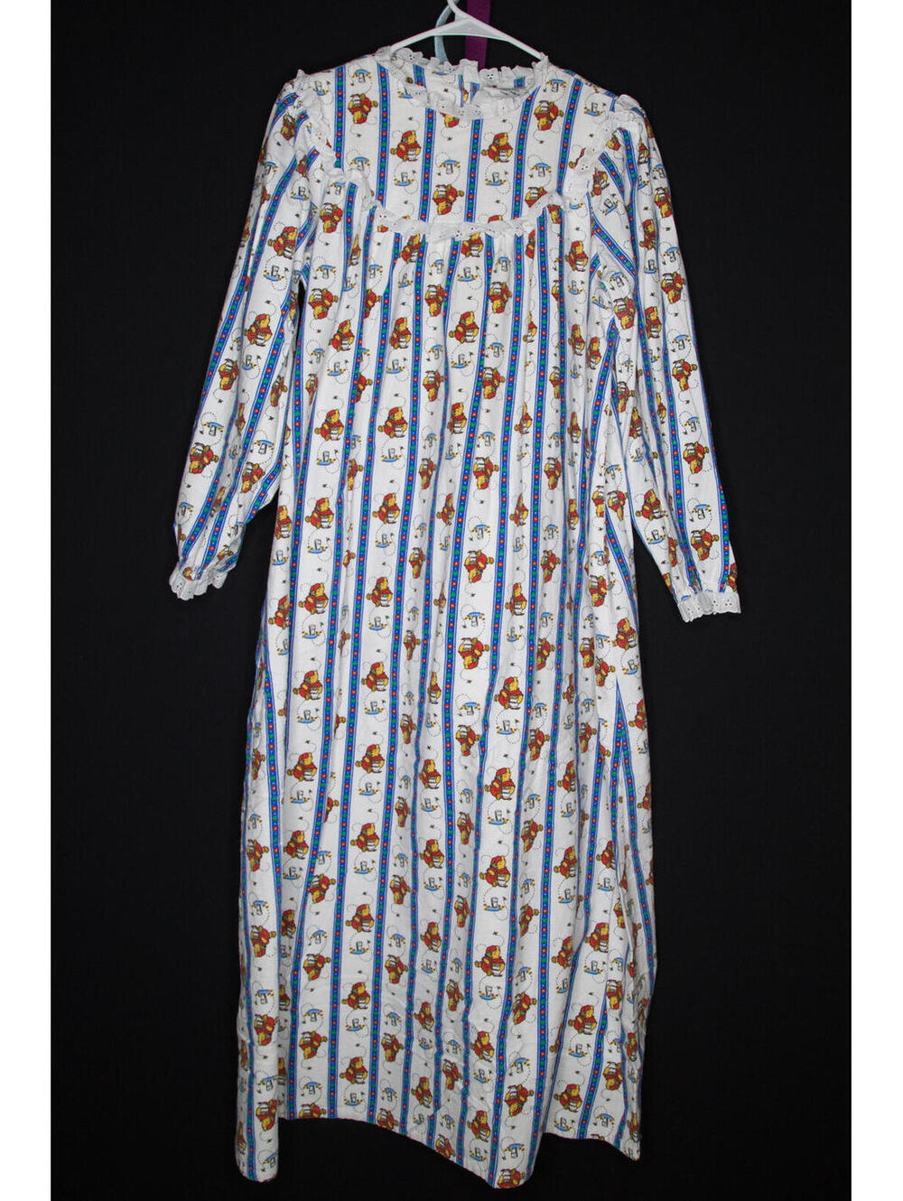 VTG Women’s Lanz of Salzburg Walt Disney Attractions Winnie The Pooh Pajama Gown
